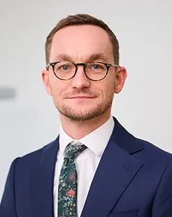 Profile photo of Tom Abell, Chief Executive